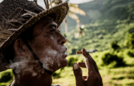 Indonesia naikkan had umur boleh beli rokok 21 tahun