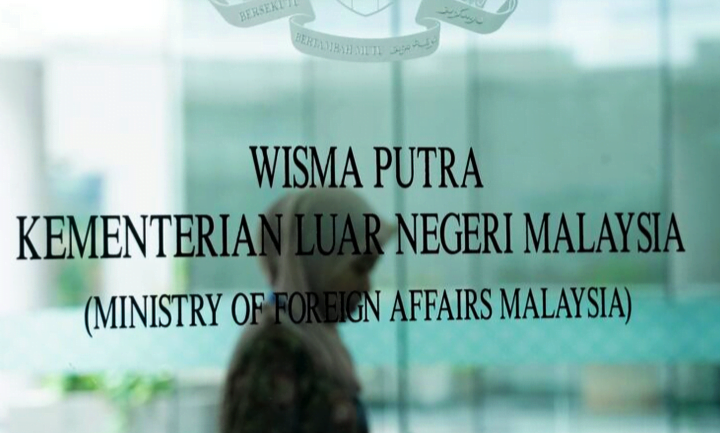 Protes di UK: rakyat Malaysia dinasihat jauhi kawasan terlibat