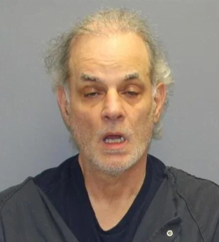 Lelaki didakwa ugut bunuh Kamala Harris