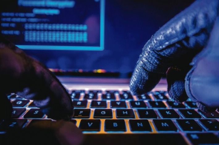 Kaut berjuta ringgit jual data peribadi