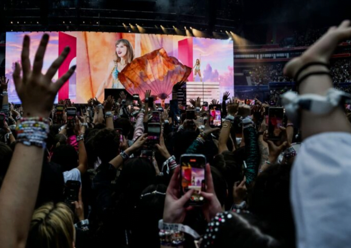 Taylor Swift sambung konsert jelajah dengan kawalan ketat