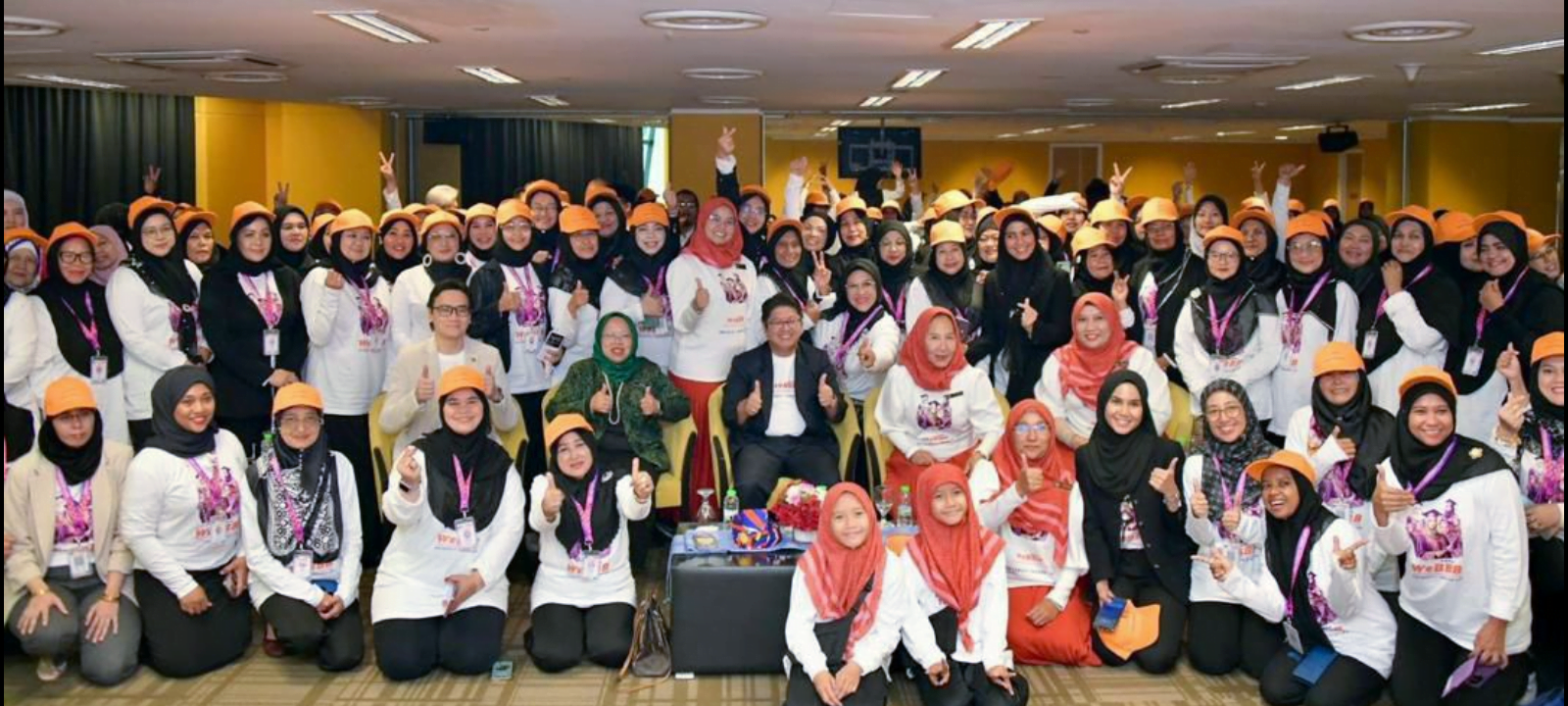 Wanita berperanan penting dalam pembangunan keusahawanan negara - Ewon