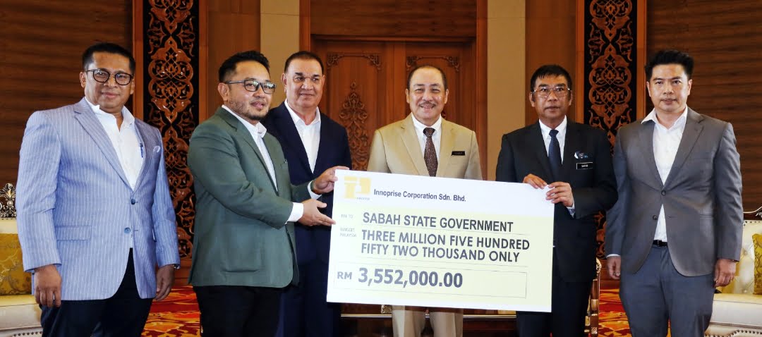 Chief Minister witnesses dividend presentations