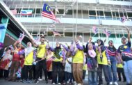 100 murid SK Pangi terima bantuan School Box Maritim