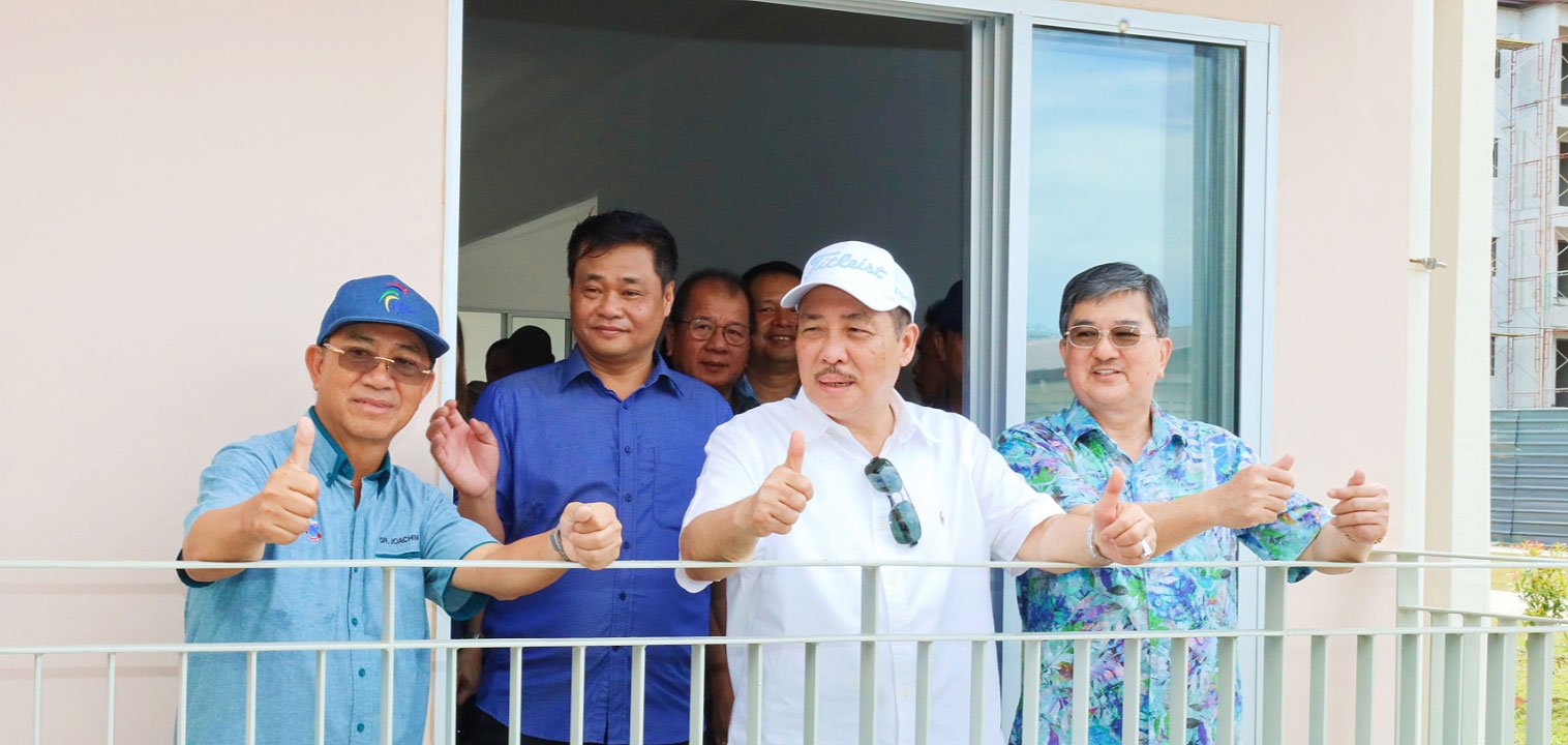 Seri Akasia residents receive keys