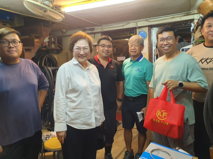 Bak Kut Teh, noodle shops a hit with Chinese tourists