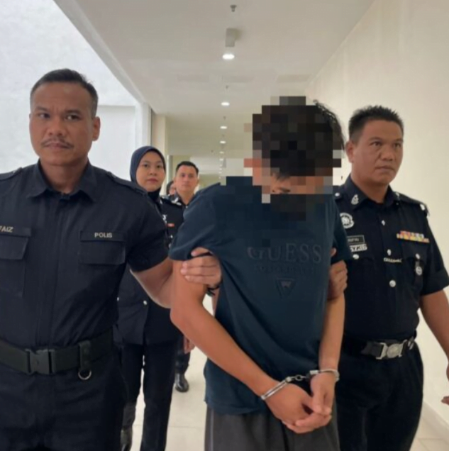 ‘Abang Bas’ menangis, mengaku tak bersalah