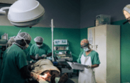 Pesakit maut akibat doktor buat pembedahan berpandukan YouTube
