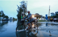 Air laut pasang besar berlarutan hingga esok