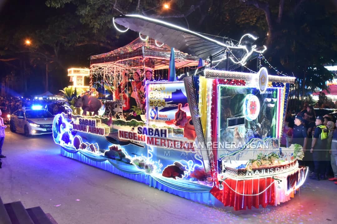 Kereta Berhias 16 agensi meriahkan Sambutan Hari Sabah 2024