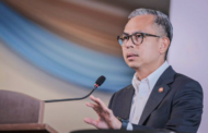 Pelajar kibar bendera China bukan rakyat Malaysia