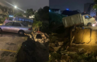 Dua kenderaan nyaris terjunam selepas tebing parit runtuh