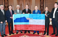 Naangayan poinlobi-lobi di Dr. Justin Sentian koondosan Malaysia