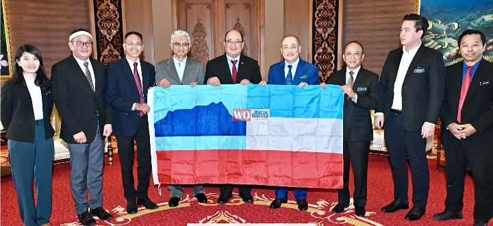 在南極進行研究 賈斯汀創2大馬紀錄