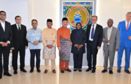 Hajiji hos makan malam untuk Duta Besar, Pesuruhjaya Tinggi