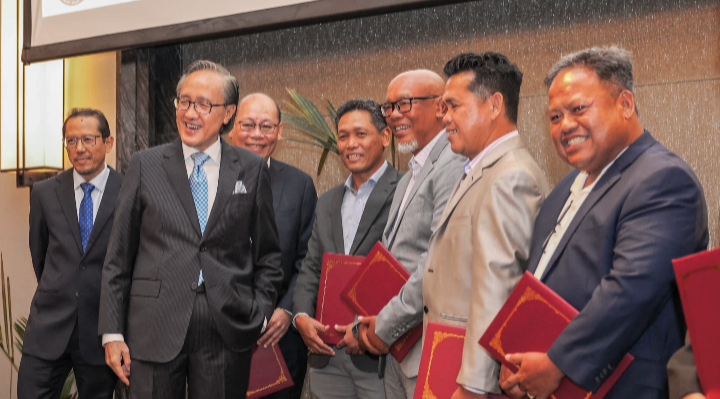 Leaps in O&G local contract awards