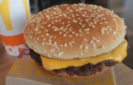 Seorang maut, 49 jatuh sakit lepas makan burger McDonald’s