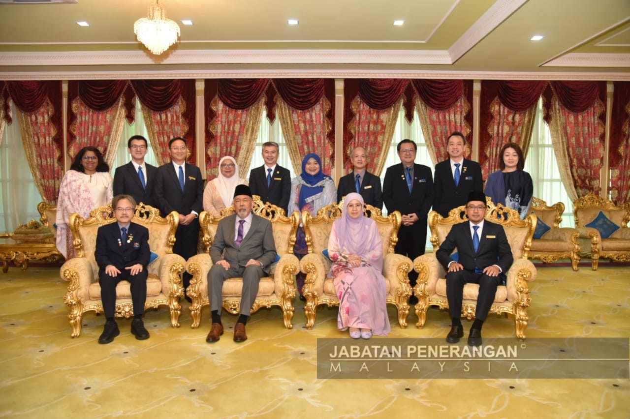 Tun Juhar terima Anugerah Penaung Kehormat AFEO
