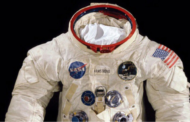 Kisah tukang jahit sut angkasa Neil Armstrong