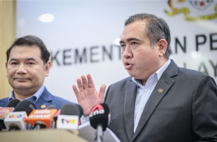 Pasukan khas siasat kejadian renjatan elektrik dalam bas – Anthony Loke