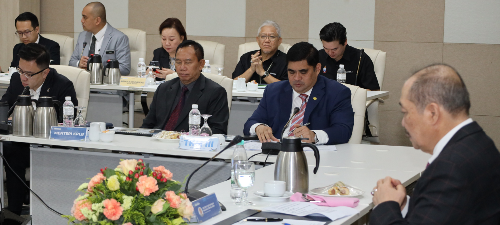 CM directs State PWD to be proactive in solving