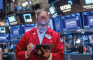 Pasaran saham global meningkat, dolar mengukuh