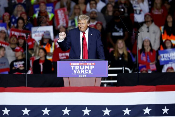 Trump sapu bersih undian di 7 negeri swing state