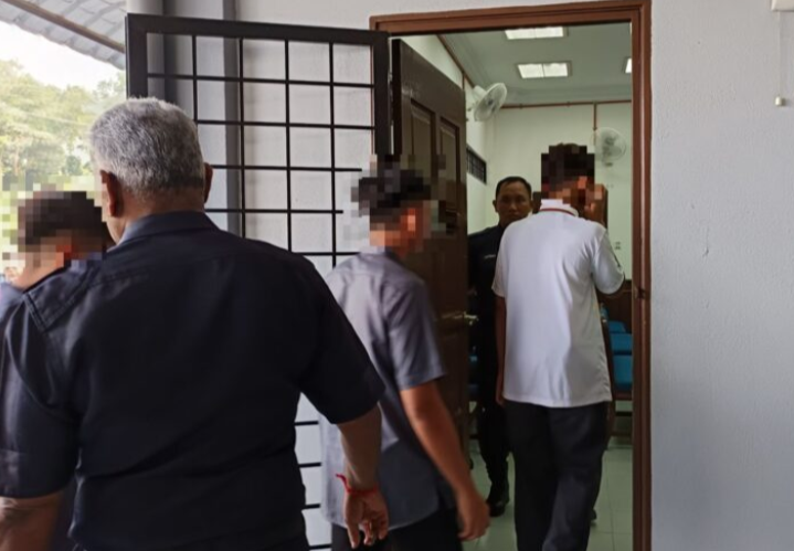 Buli: Lapan pelajar sekolah agama didakwa 
