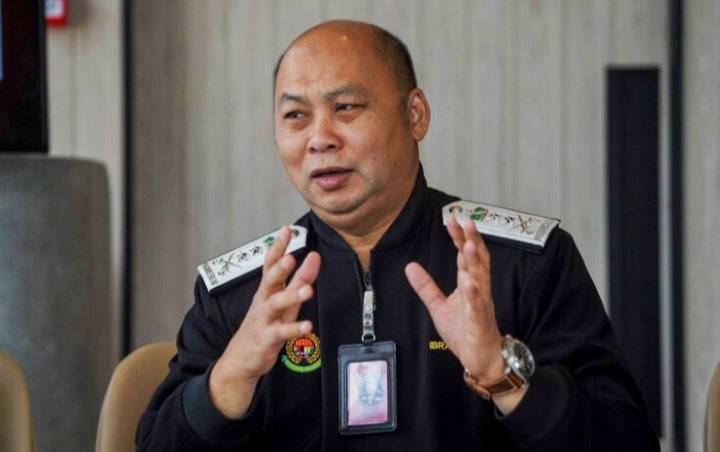Imigresen tidak pernah lantik orang tengah daftar kad ketibaan