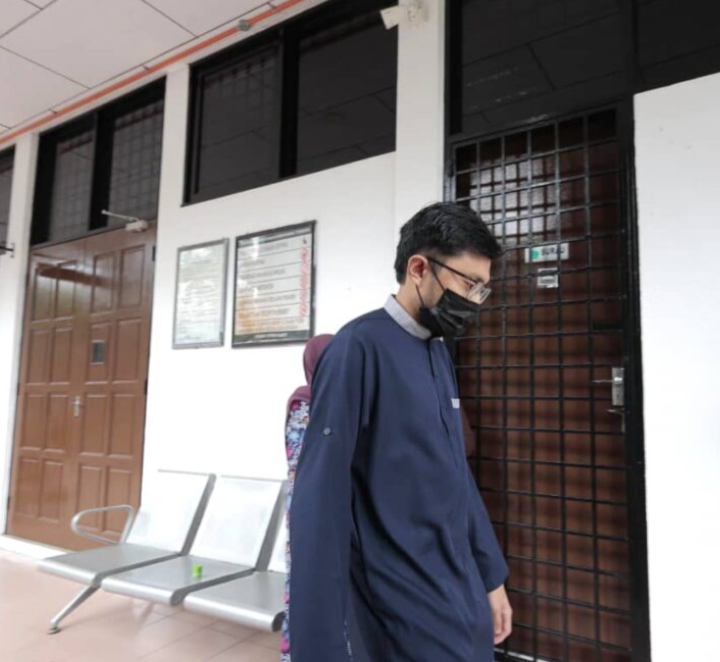 Doktor didakwa rakam video punggung wanita