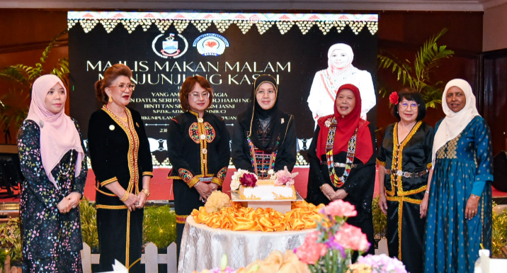 Hajiji sentiasa libatkan wanita dalam pembangunan negeri - Azizah