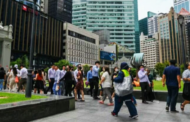 Penjawat awam Singapura terima bonus 1.05 bulan gaji