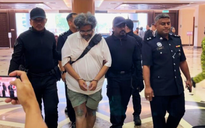Simpan mayat ibu dalam peti sejuk beku. anak didakwa membunuh