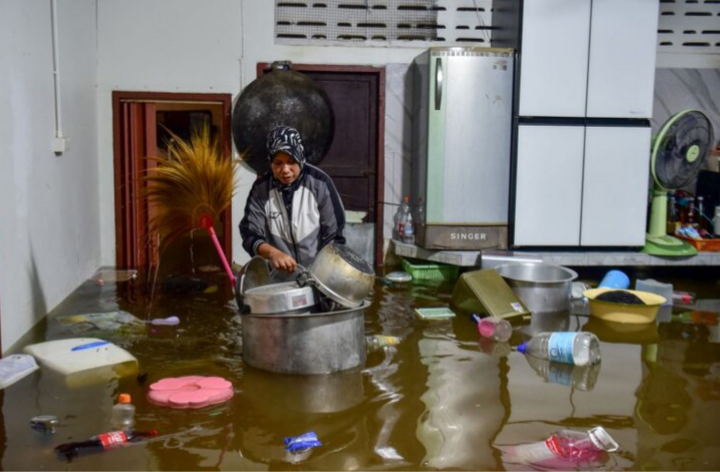 Banjir Thailand: 130,000 penduduk terjejas