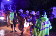 Dua beradik maut, seorang cedera tertimbus tanah runtuh