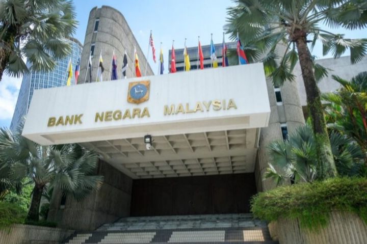 BNM arah syarikat insurans semak semula caj