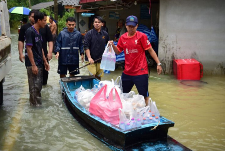 Korban banjir terburuk selatan Thailand cecah 22 orang