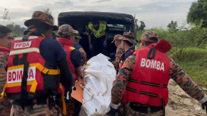 Mayat remaja lemas semasa mandi sungai ditemukan