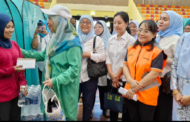 Wanita GRS ziarah, salur sumbangan kepada mangsa kebakaran di Putatan