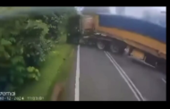 Nyaris maut lori dipandu mengundur