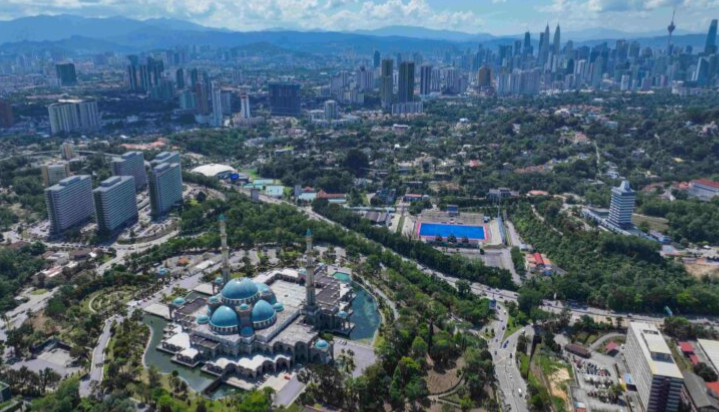 Pembeli kediaman warga asing dijangka naik 5% pada 2025