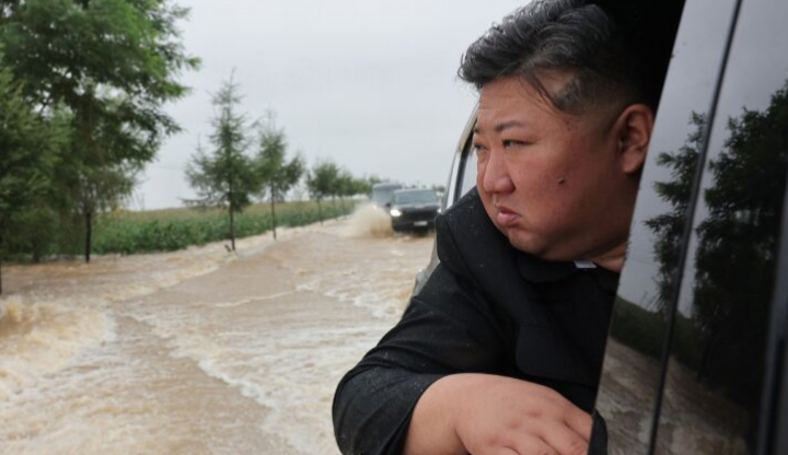 Mangsa banjir Korea Utara pulang ke rumah selepas empat bulan