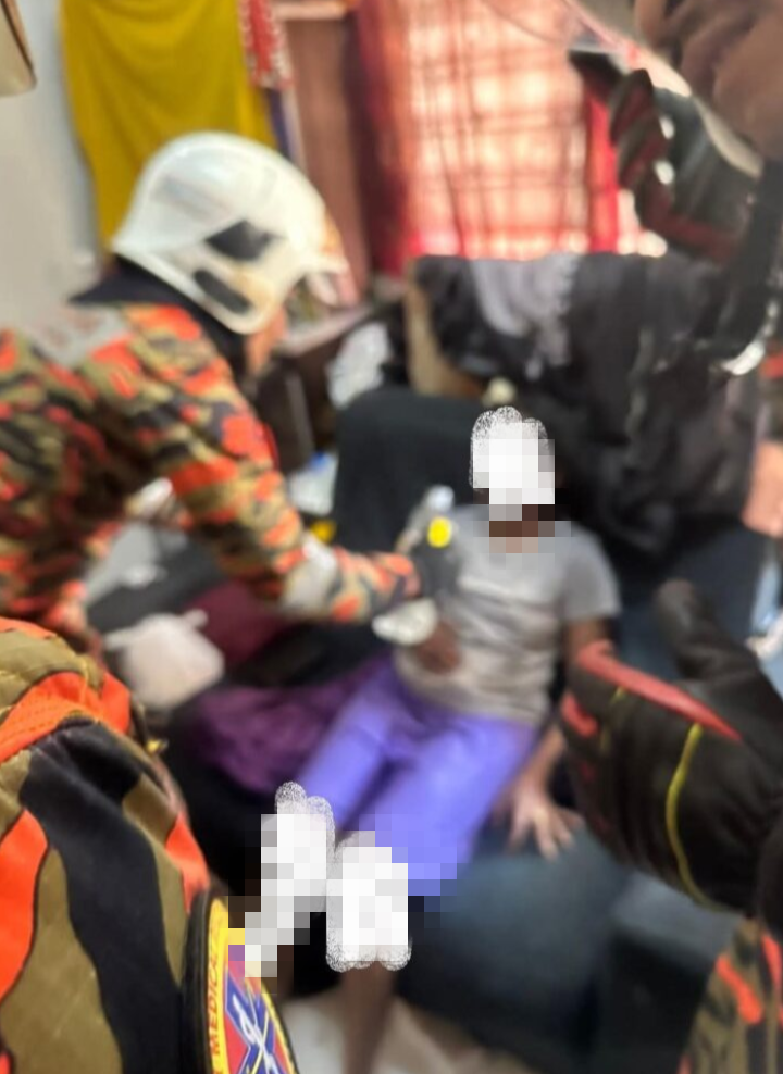 Bomba berjaya pujuk wanita cuba terjun bangunan