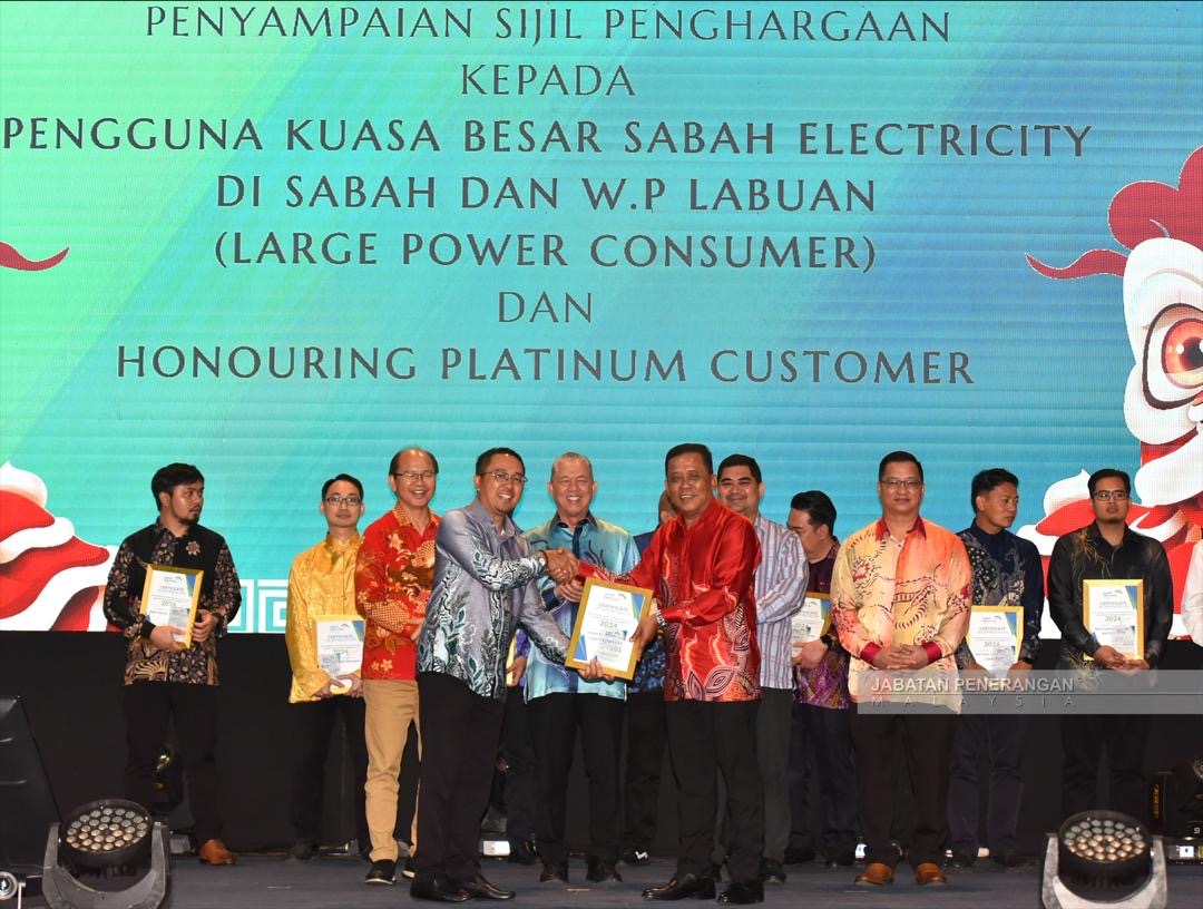 Cement Industries Sabah terima anugerah Top 10 LPC 2024