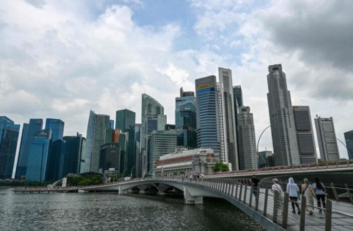 Singapura lulus undang-undang beku akaun bank mangsa penipuan