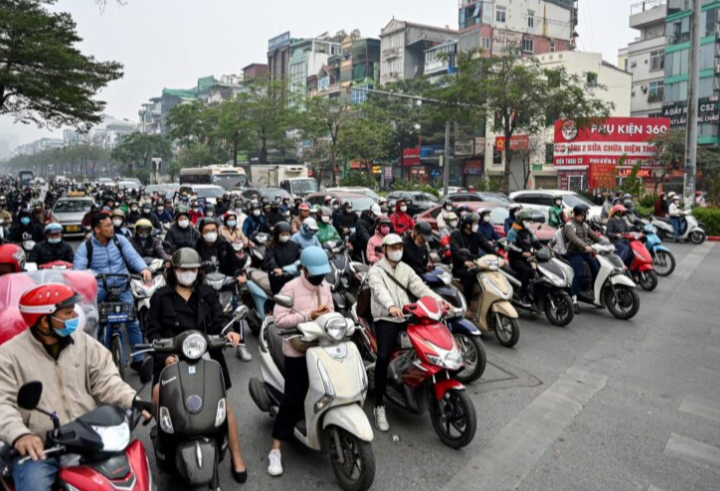 Lapor kesalahan lalu lintas, rakyat Vietnam dapat ganjaran wang