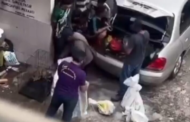 Polis terima laporan sekumpulan lelaki masukkan kucing ke dalam guni