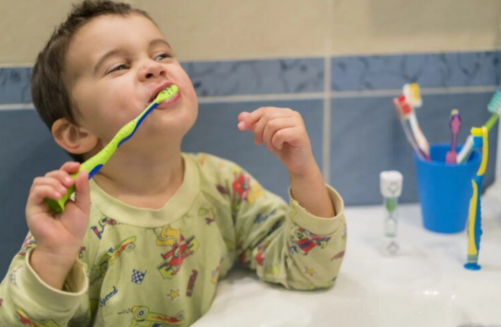 Jenama terkenal disaman keluarkan ubat gigi, kumur kanak-kanak ada fluorida