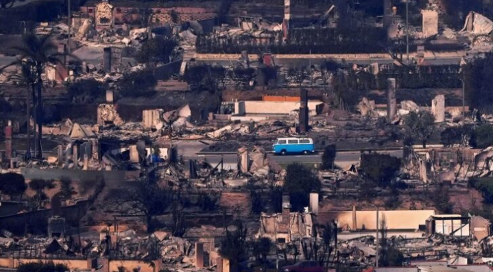 Kisah ‘ajaib’ Volkswagen biru Palisades Fire tular