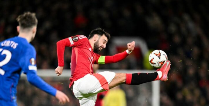 Man United, Spurs hampiri slot kalah mati
